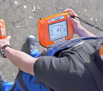 كشف تسربات المياه بابها