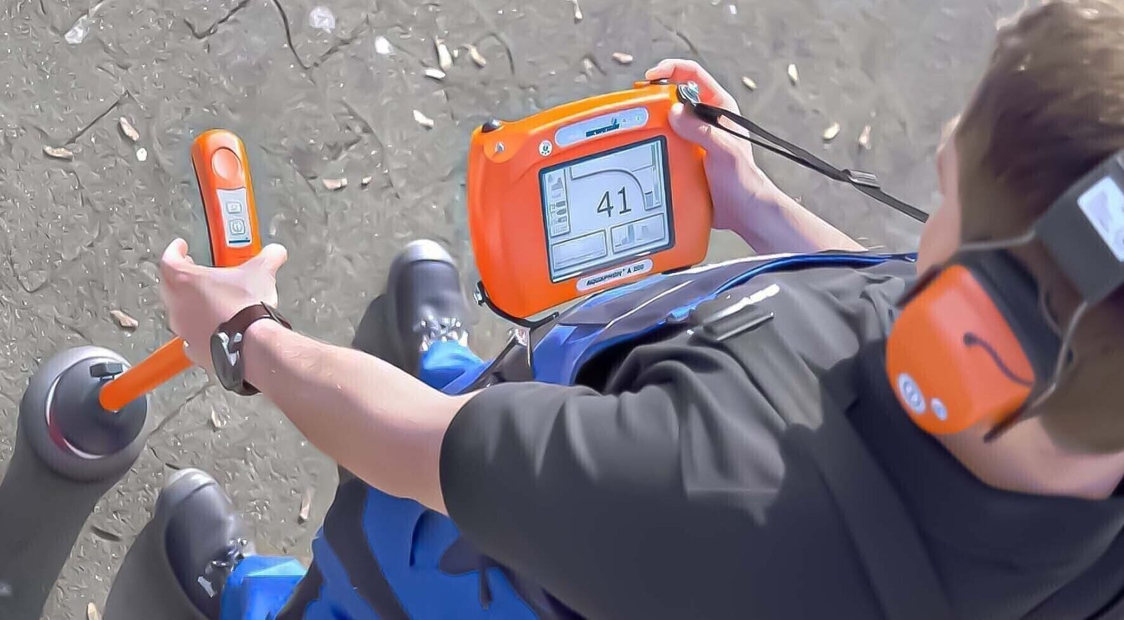 كشف تسربات المياه بابها