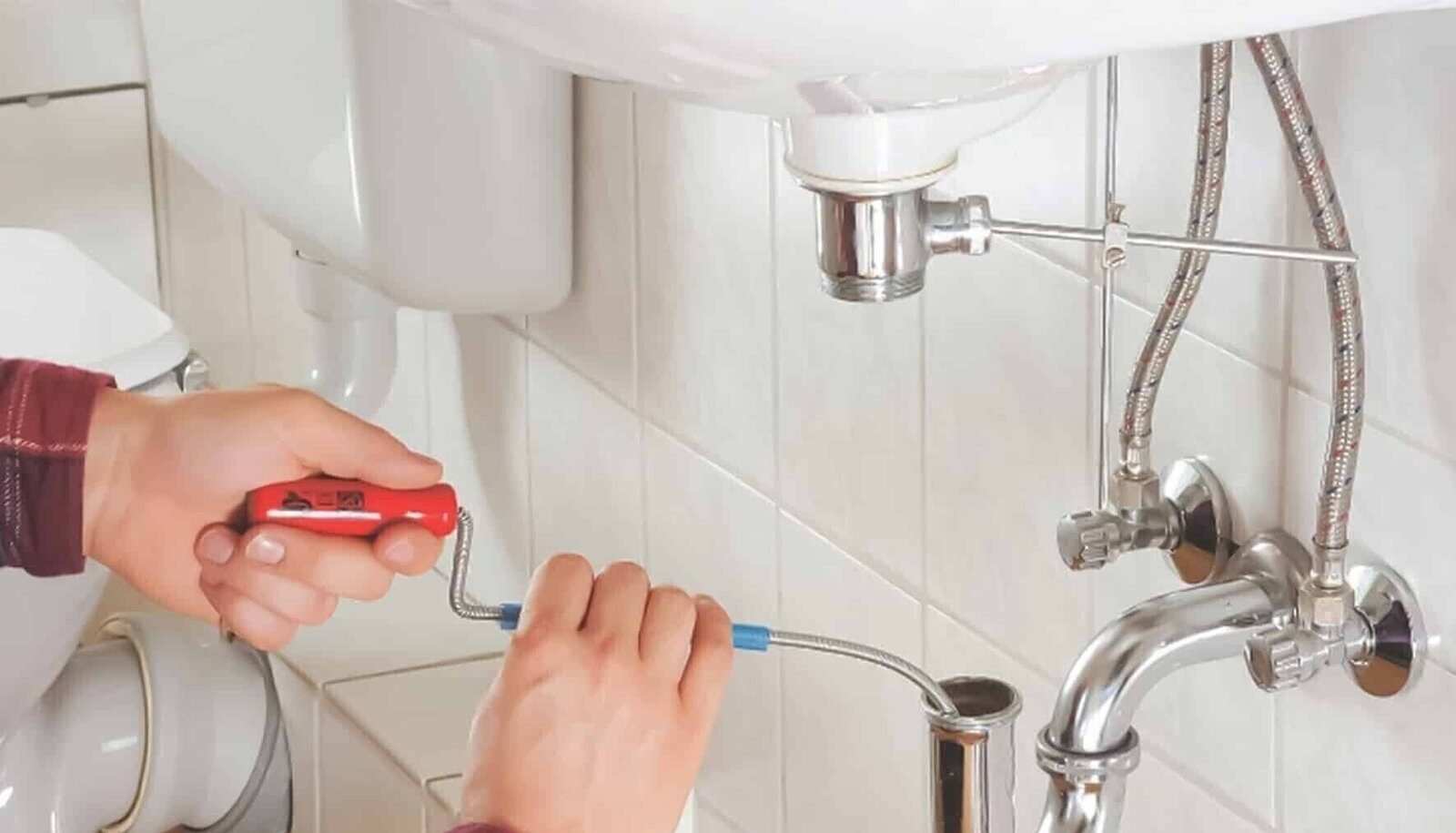 كشف تسربات المياه بلقرن